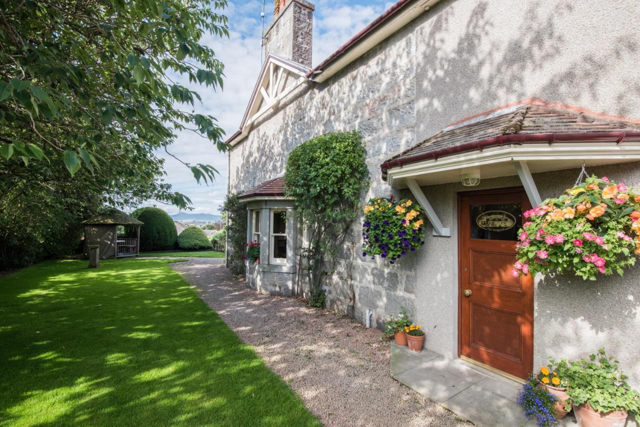 ホテル The Redgarth Oldmeldrum エクステリア 写真