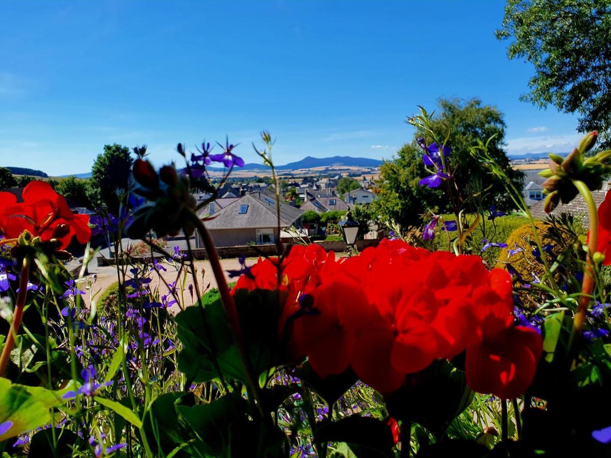 ホテル The Redgarth Oldmeldrum エクステリア 写真